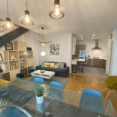La Bonneterie Grand Part Dieu De Charme Pour 8 Personnes *